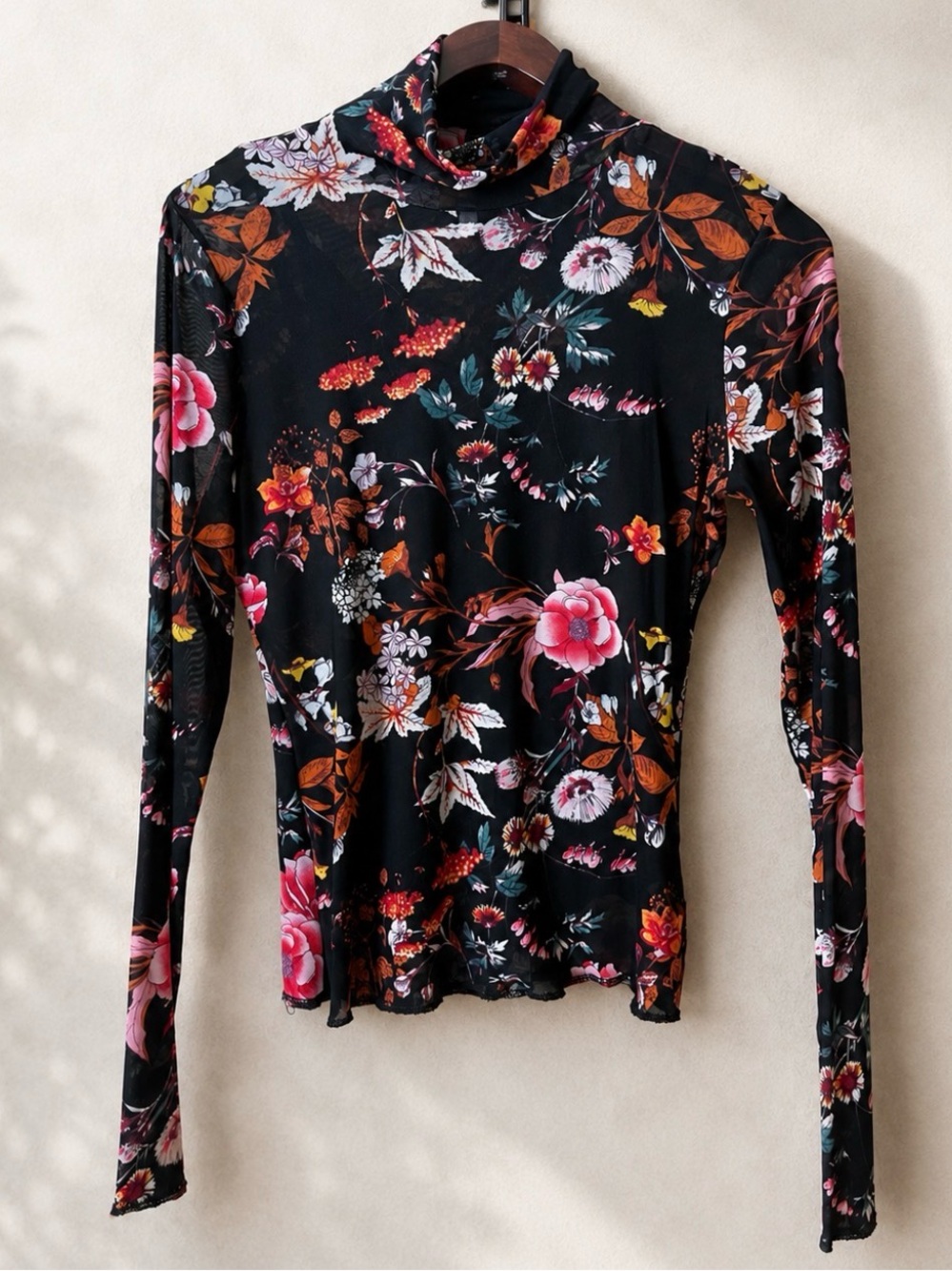 Xhilaration Floral Mesh Mock Neck Top – Size Medium